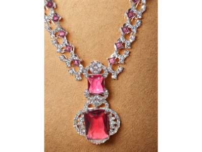 Miyora MYJ25002 necklace cubic zirconia Ruby Red close look 1024x768 1.png Miyora MYJ25002 necklace cubic zirconia Ruby Red close look 1024x768 1.png